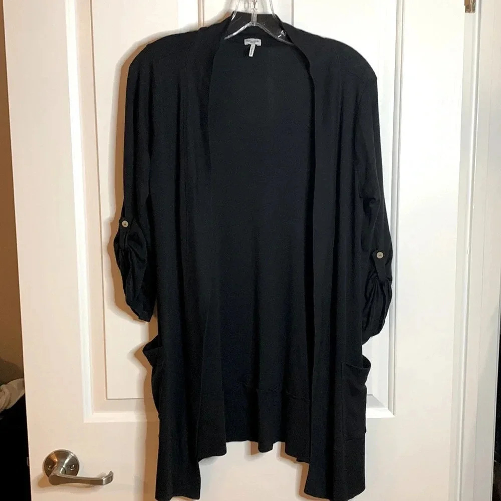 EUC women’s SPLENDID BLACK BUTTONLESS CARDIGAN SIZE MEDIUM